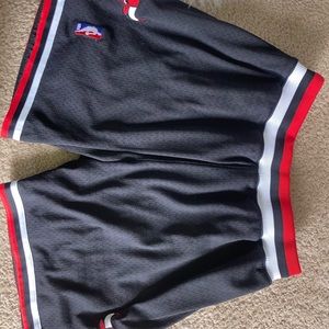 - Mitchell & Ness Chicago Bulls Athletic Shorts